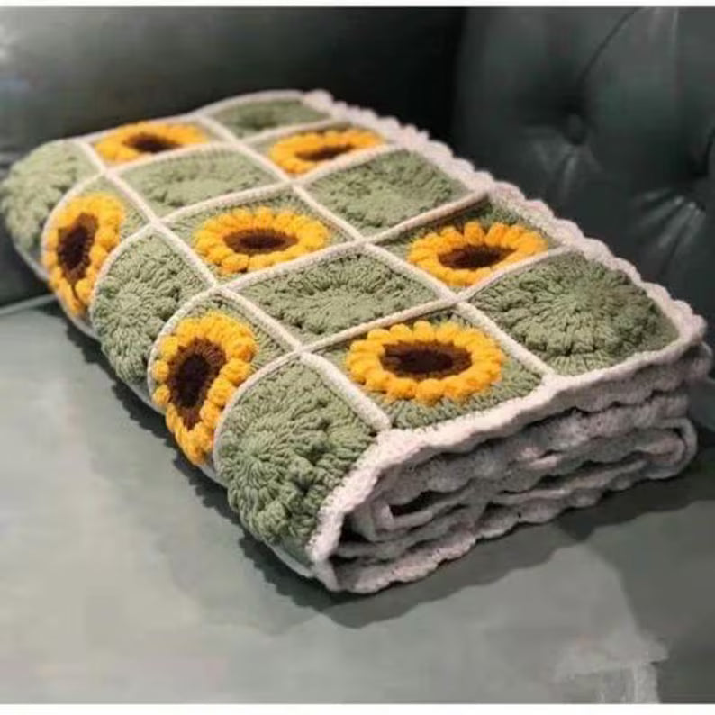 Handmade Boho Sunflower Crochet Blanket – Cozy Vintage Bedspread